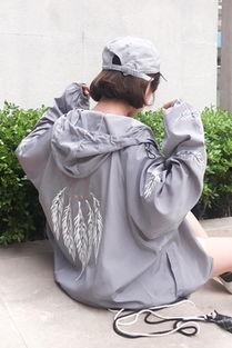 网红小熊帽子外套图片,萌态可掬的冬日时尚单品